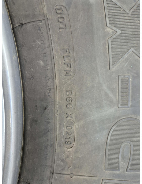 Liebherr Wheel 445/95R25 10 12 1p - Banden en velgen voor Kraan: afbeelding 4 Liebherr Wheel 445/95R25 10 12 1p - Banden en velgen voor Kraan: afbeelding 4