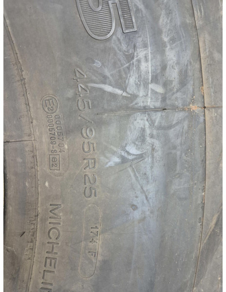 Liebherr Wheel 445/95R25 10 12 1p - Banden en velgen voor Kraan: afbeelding 5 Liebherr Wheel 445/95R25 10 12 1p - Banden en velgen voor Kraan: afbeelding 5