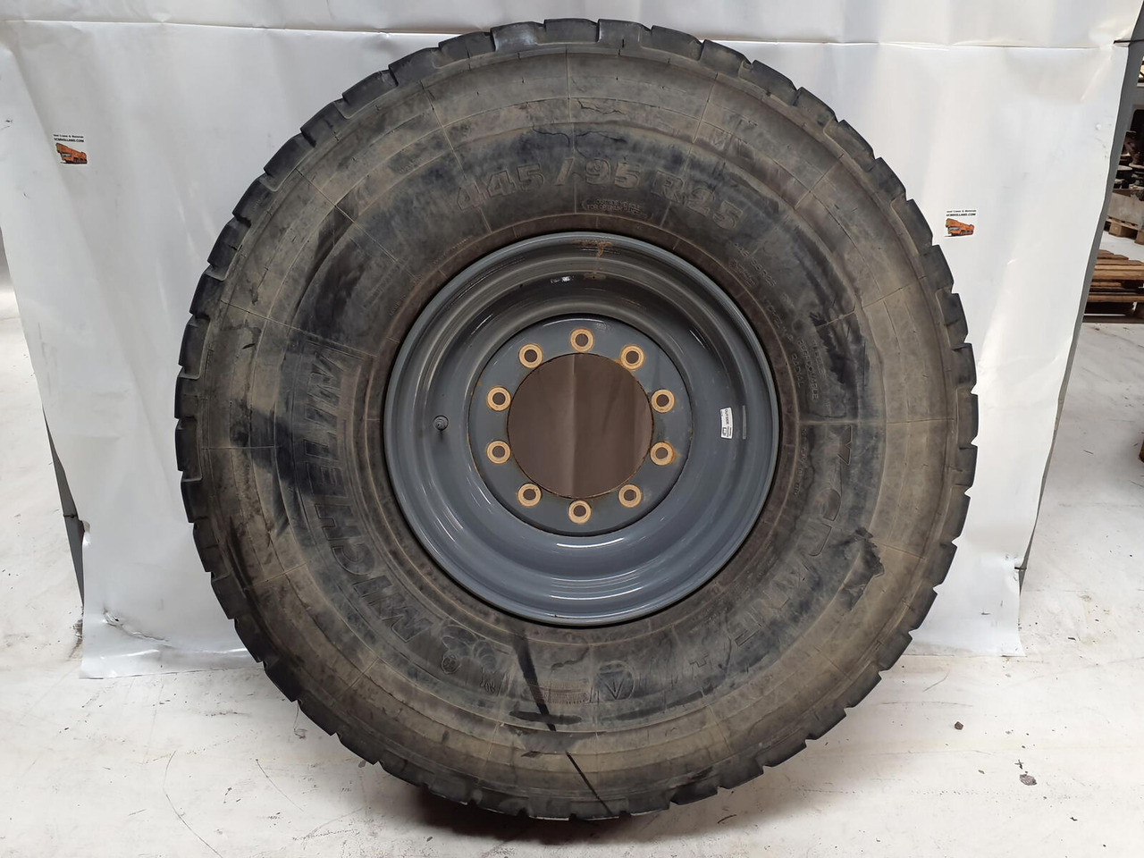 Michelin Wheel 445/95R25 10 12 1p - Complete wiel voor Kraan: afbeelding 1 Michelin Wheel 445/95R25 10 12 1p - Complete wiel voor Kraan: afbeelding 1