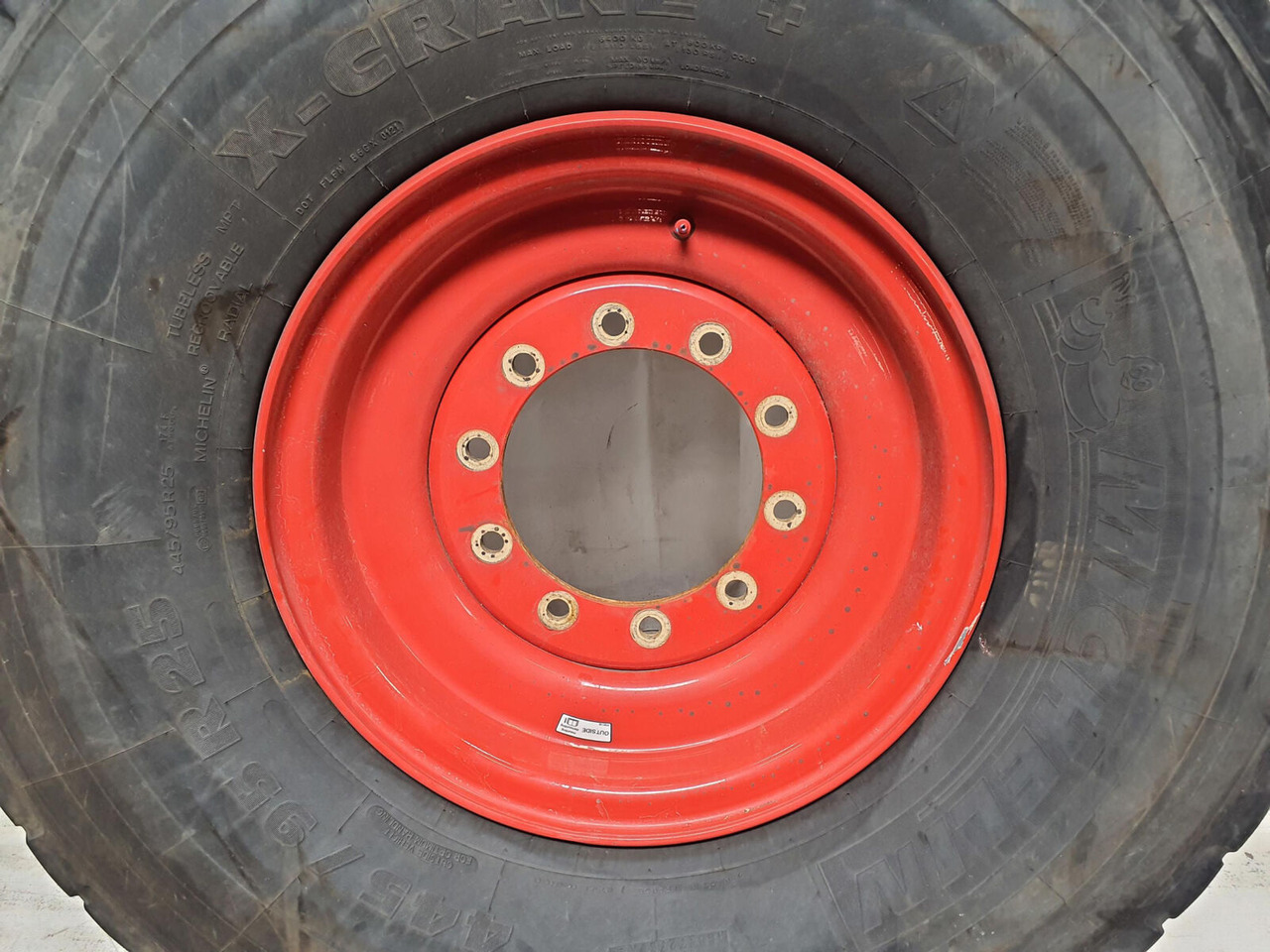 Michelin Wheel 445/95R25 10 12 1p - Complete wiel voor Kraan: afbeelding 2 Michelin Wheel 445/95R25 10 12 1p - Complete wiel voor Kraan: afbeelding 2