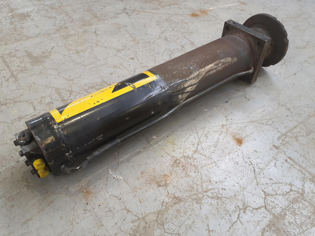 Spierings SK 598 Outrigger cylinder - Hydraulische cilinder voor Kraan: afbeelding 2 Spierings SK 598 Outrigger cylinder - Hydraulische cilinder voor Kraan: afbeelding 2