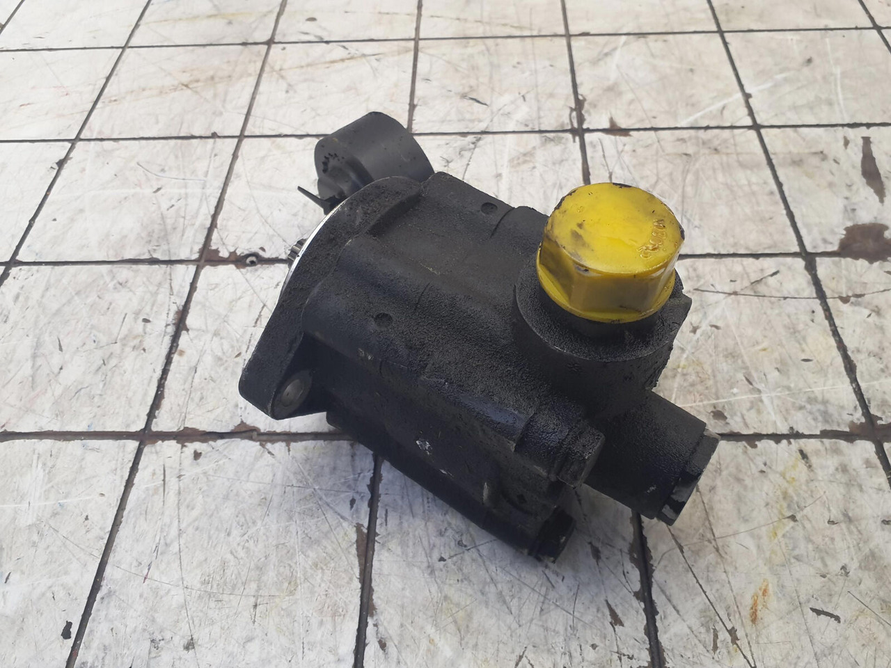 Tadano-Faun ATF 60-4 pump - Hydraulische pomp voor Mobiele kraan: afbeelding 2 Tadano-Faun ATF 60-4 pump - Hydraulische pomp voor Mobiele kraan: afbeelding 2