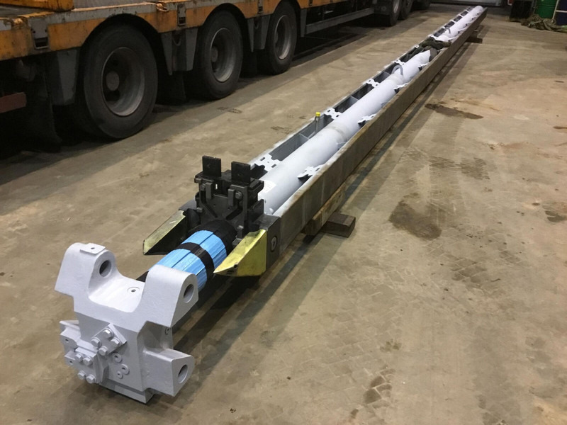 Terex AC 100/4 telescopic cylinder - Hydraulische cilinder voor Kraan: afbeelding 1 Terex AC 100/4 telescopic cylinder - Hydraulische cilinder voor Kraan: afbeelding 1