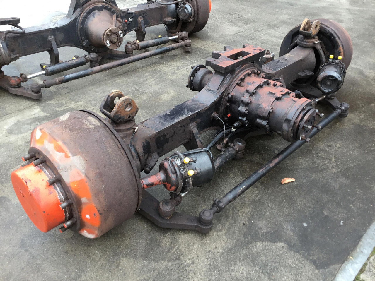 Terex AC 100 axle 4 - As en onderdelen voor Mobiele kraan: afbeelding 4 Terex AC 100 axle 4 - As en onderdelen voor Mobiele kraan: afbeelding 4