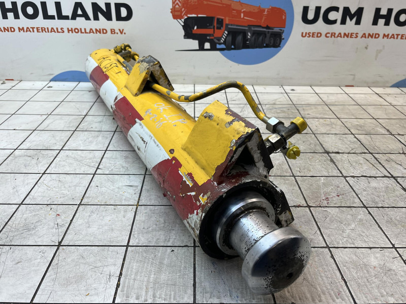 Terex AC 50 / AC 155 support cylinder front - Hydraulische cilinder voor Kraan: afbeelding 2 Terex AC 50 / AC 155 support cylinder front - Hydraulische cilinder voor Kraan: afbeelding 2