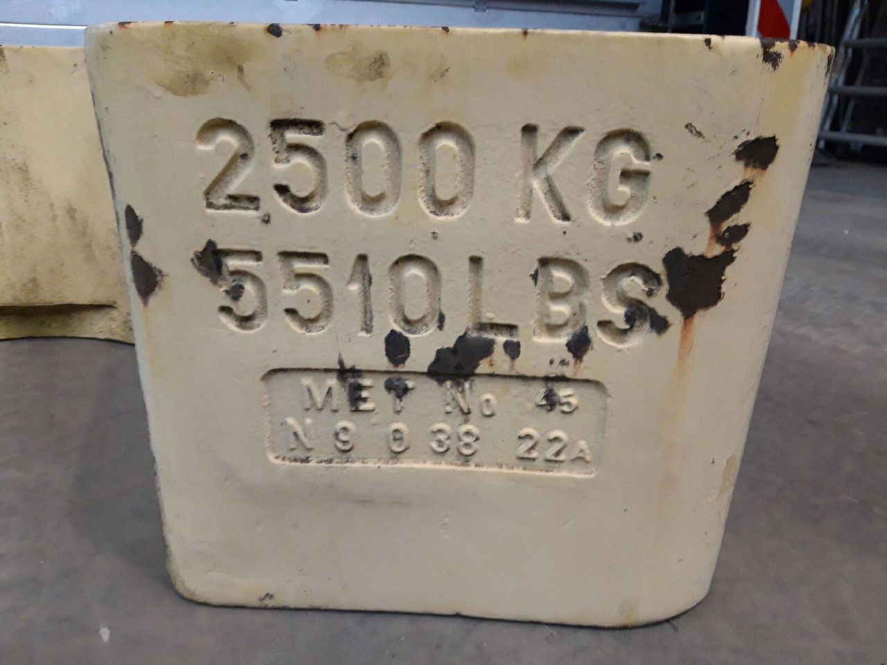 Terex Demag AC 35 counterweight 2,5 T - Tegenwicht voor Mobiele kraan: afbeelding 2 Terex Demag AC 35 counterweight 2,5 T - Tegenwicht voor Mobiele kraan: afbeelding 2