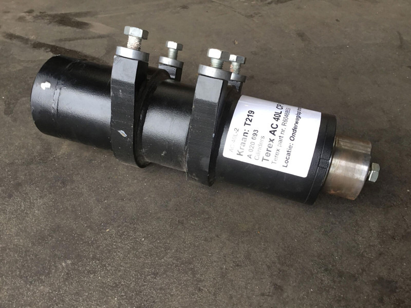 Terex Terex AC 40L Counterweight cylinder - Hydraulische cilinder voor Kraan: afbeelding 1 Terex Terex AC 40L Counterweight cylinder - Hydraulische cilinder voor Kraan: afbeelding 1