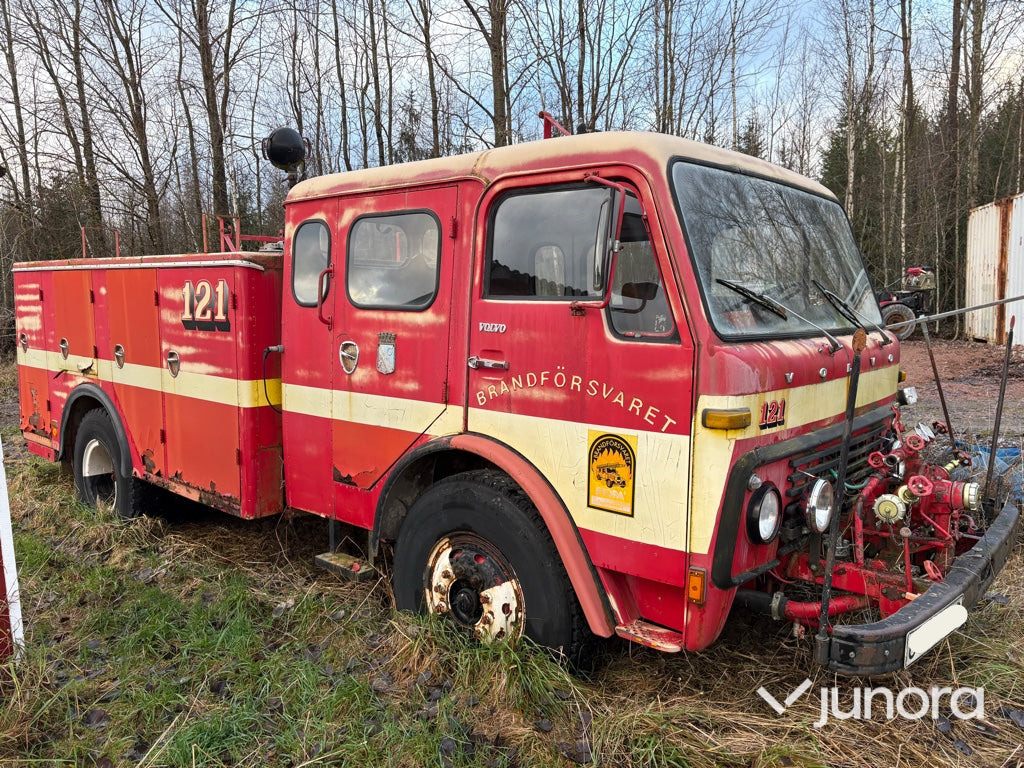 Brandbil - Volvo F86T - Brandweerwagen: afbeelding 4 Brandbil - Volvo F86T - Brandweerwagen: afbeelding 4