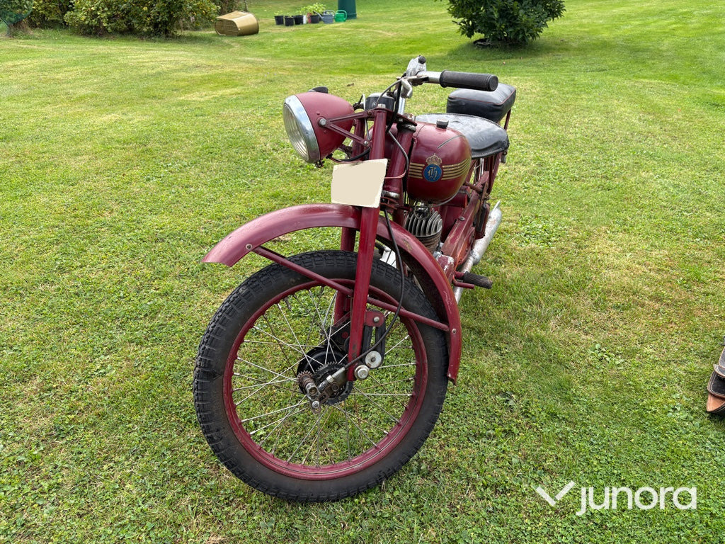 Motorfiets HUSQVARNA modell 228, 120 CC: afbeelding 7