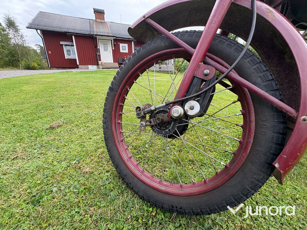 Motorfiets HUSQVARNA modell 228, 120 CC: afbeelding 16