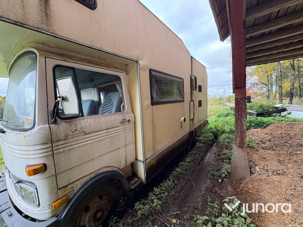 Husbil - Mercedes Benz, LP 608/32 - Buscamper: afbeelding 3 Husbil - Mercedes Benz, LP 608/32 - Buscamper: afbeelding 3