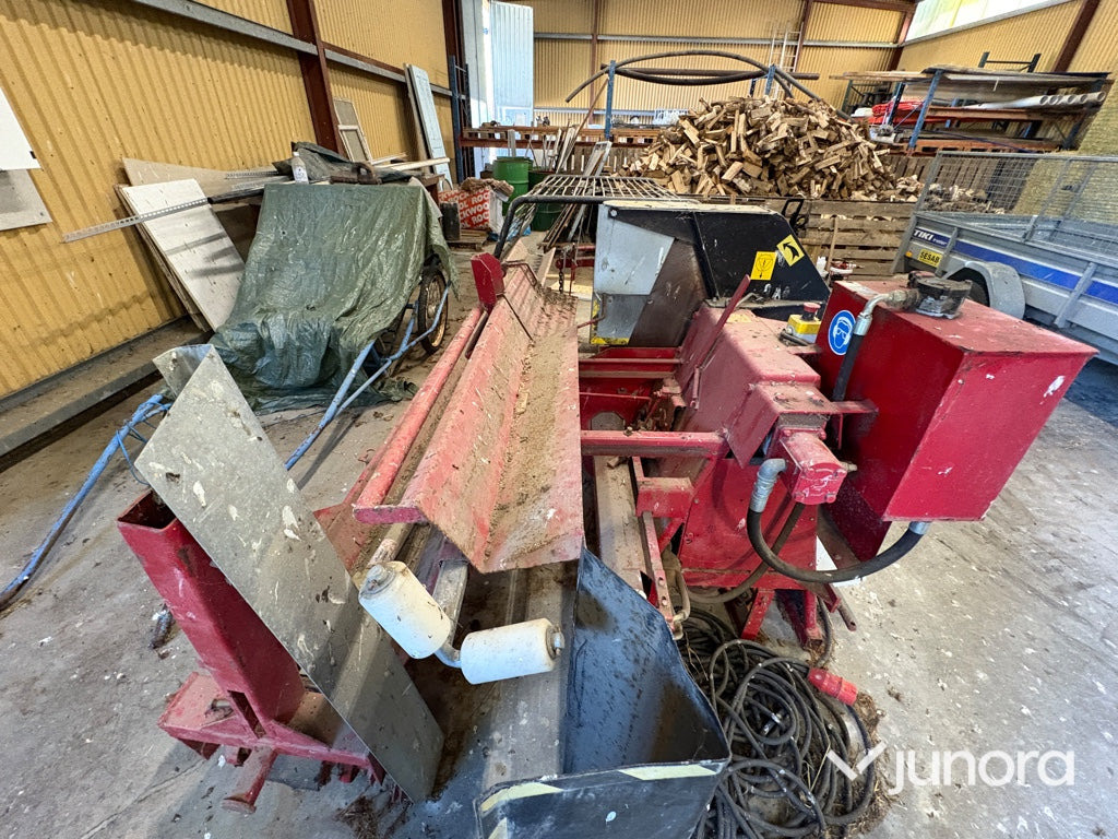 Japa 503 Vedmaskin - Houtbewerkingsmachine: afbeelding 2 Japa 503 Vedmaskin - Houtbewerkingsmachine: afbeelding 2