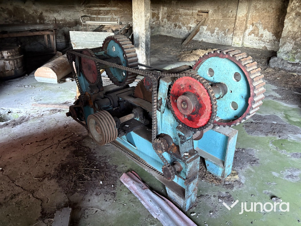 Klyvsåg - Houtbewerkingsmachine: afbeelding 1 Klyvsåg - Houtbewerkingsmachine: afbeelding 1