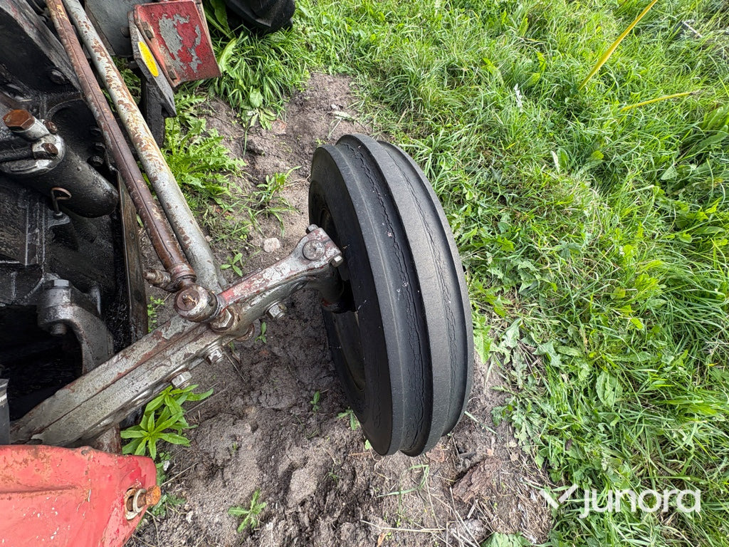 Massey Ferguson 35 Stand – 1960 årsmodell, klassisk dieseltraktor - Tractor: afbeelding 4 Massey Ferguson 35 Stand – 1960 årsmodell, klassisk dieseltraktor - Tractor: afbeelding 4