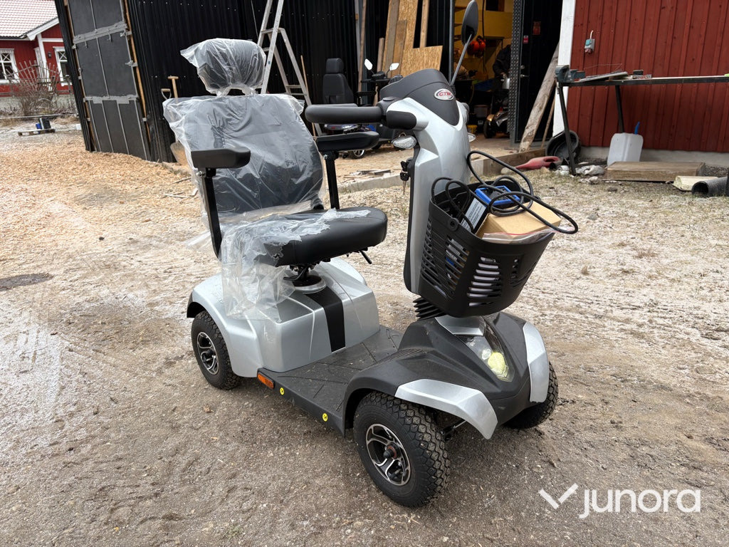 Promenadskoter - C.T.M HS-520 - Motorfiets: afbeelding 3 Promenadskoter - C.T.M HS-520 - Motorfiets: afbeelding 3