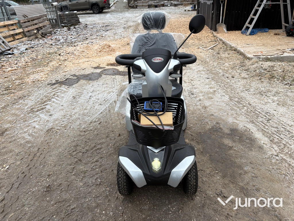 Promenadskoter - C.T.M HS-520 - Motorfiets: afbeelding 2 Promenadskoter - C.T.M HS-520 - Motorfiets: afbeelding 2