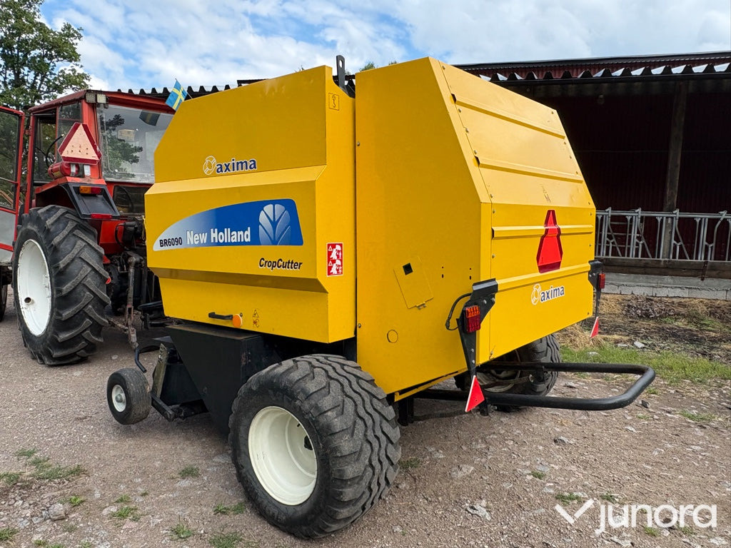Rundbalspress New Holland BR6090 - Ronde balenpers: afbeelding 3 Rundbalspress New Holland BR6090 - Ronde balenpers: afbeelding 3