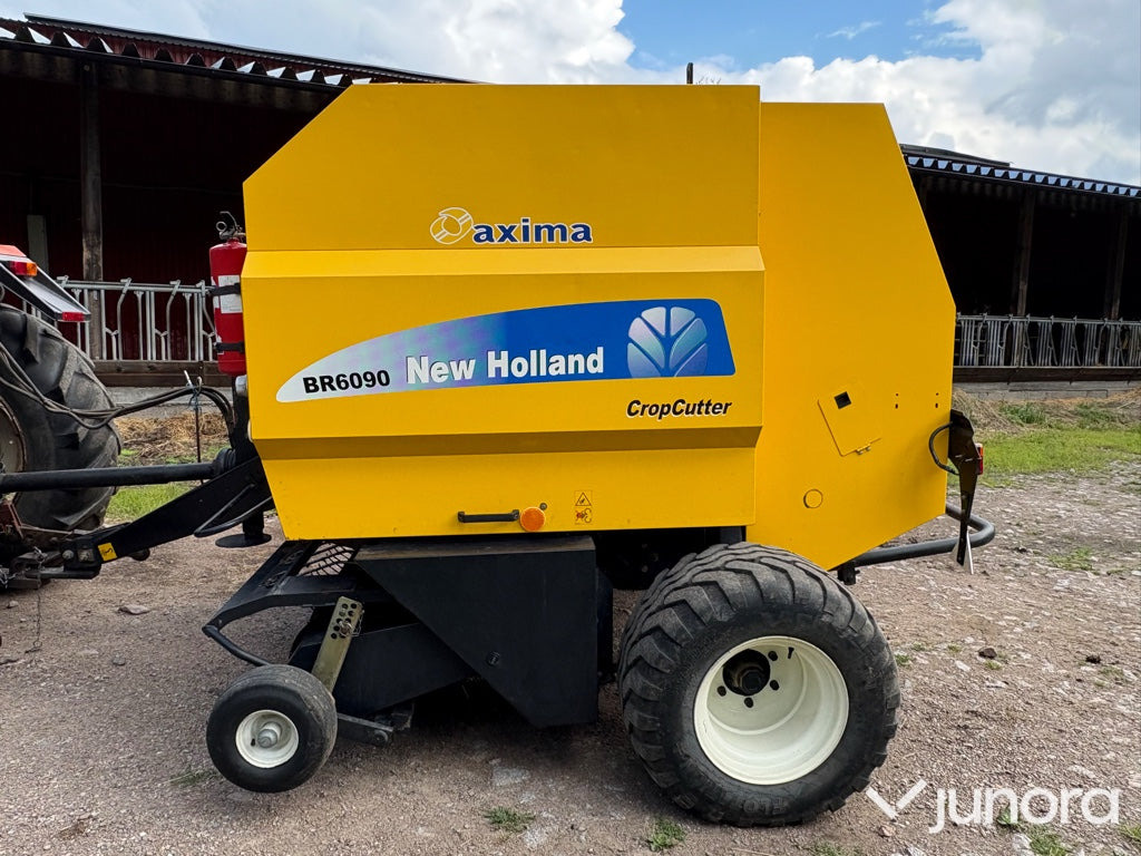 Rundbalspress New Holland BR6090 - Ronde balenpers: afbeelding 2 Rundbalspress New Holland BR6090 - Ronde balenpers: afbeelding 2