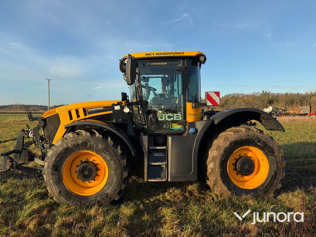 Traktor – JCB Fastrac 4220 Nordic Edition - Tractor: afbeelding 3 Traktor – JCB Fastrac 4220 Nordic Edition - Tractor: afbeelding 3