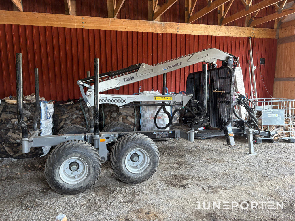 Uitrijwagen Trejon Multiforest V6500: afbeelding 1