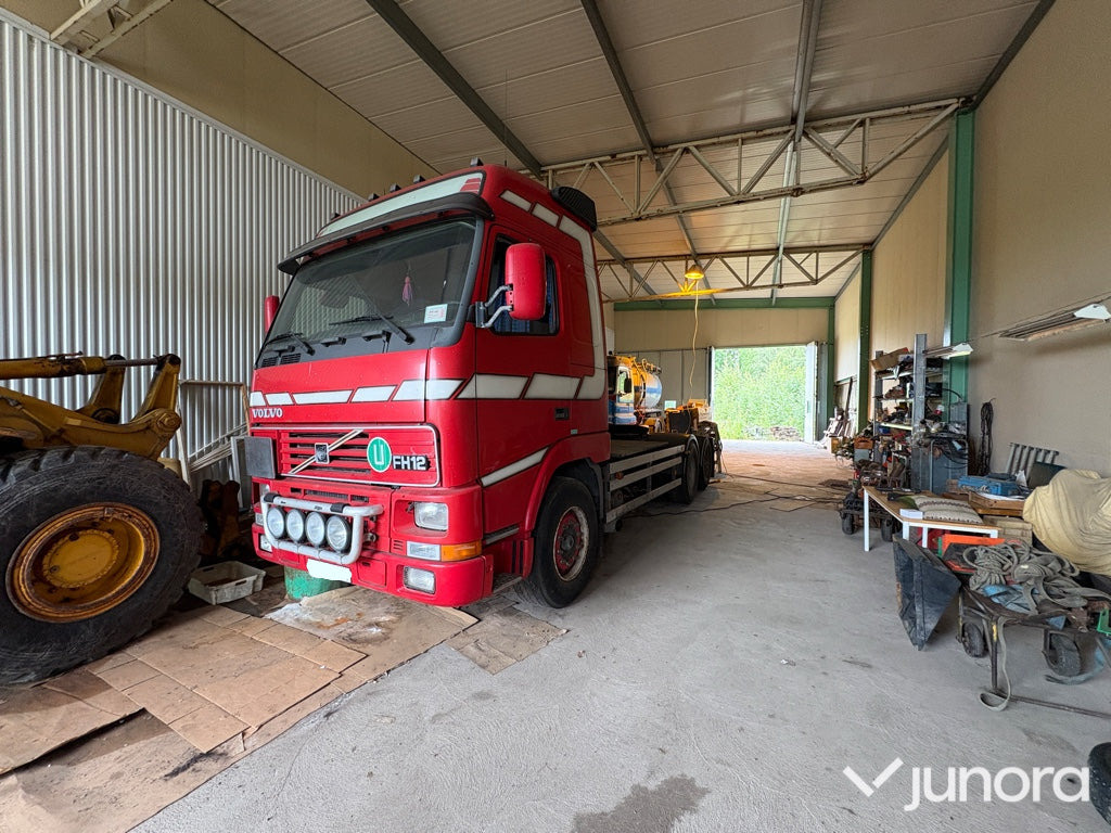 Lastbil - Volvo, FH12 6X2 - Trekker: afbeelding 1 Lastbil - Volvo, FH12 6X2 - Trekker: afbeelding 1