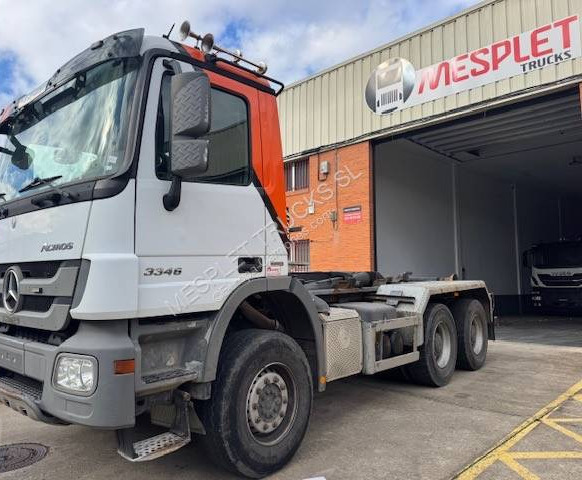 Mercedes Actros 3346 - Haakarmsysteem vrachtwagen: afbeelding 1 Mercedes Actros 3346 - Haakarmsysteem vrachtwagen: afbeelding 1