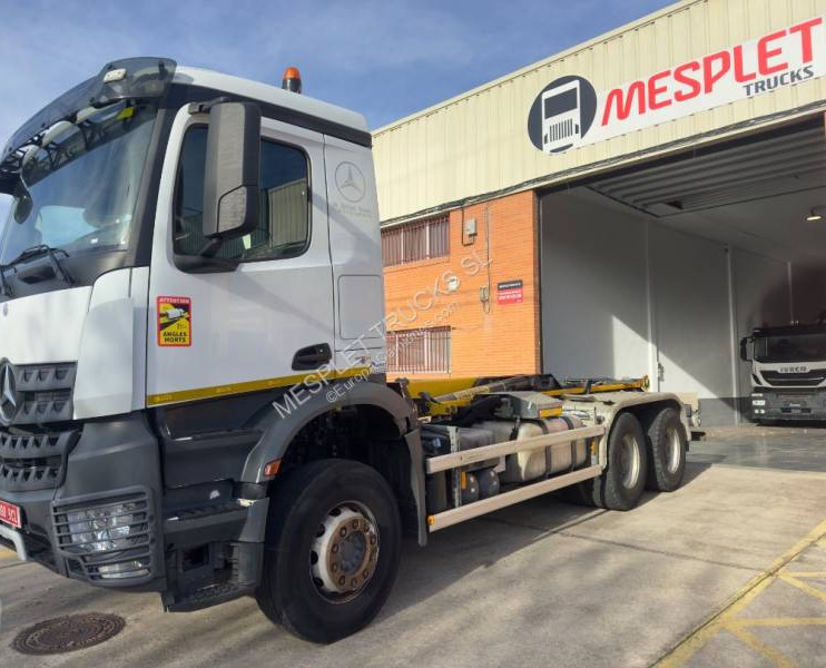 Mercedes Arocs 2645 K - Haakarmsysteem vrachtwagen: afbeelding 1 Mercedes Arocs 2645 K - Haakarmsysteem vrachtwagen: afbeelding 1