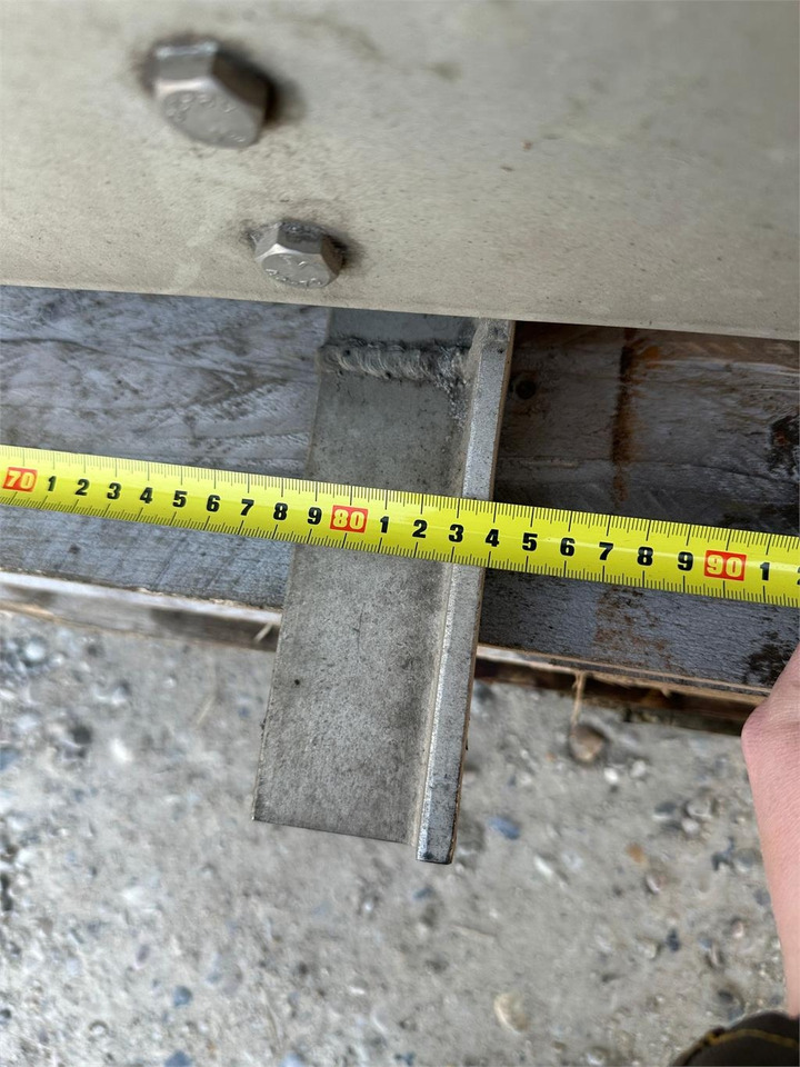 Gesloten laadbak 7,5 mtr alu fragtlad - Zepro Z2500-150 MA lift: afbeelding 21