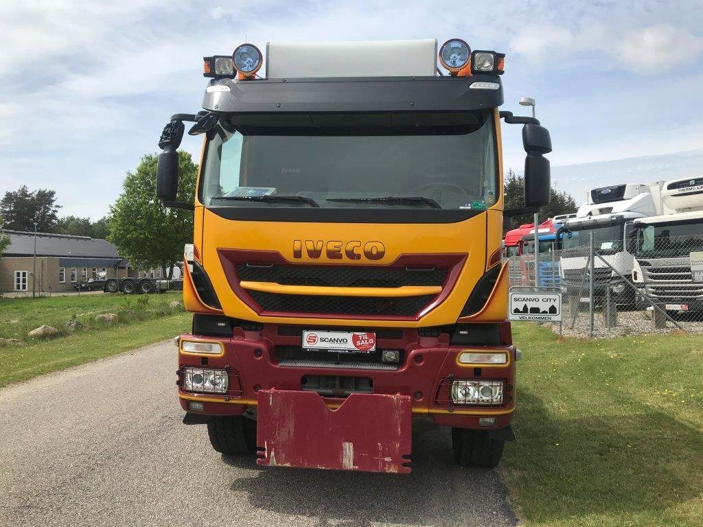 Iveco Trakker - Sneplovsudstyr - Aanbouwdeel voor Vrachtwagen: afbeelding 1 Iveco Trakker - Sneplovsudstyr - Aanbouwdeel voor Vrachtwagen: afbeelding 1
