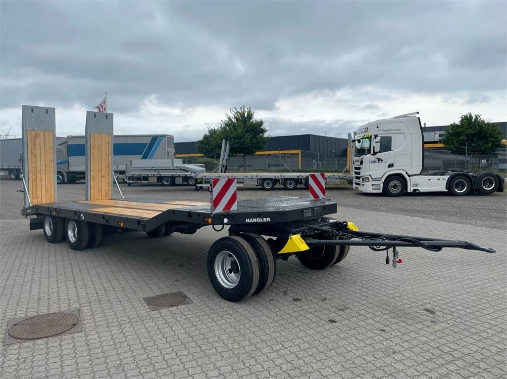 Hangler DTL-H 300 30-24 ton maskin hænger til traktor - Dieplader aanhangwagen: afbeelding 1 Hangler DTL-H 300 30-24 ton maskin hænger til traktor - Dieplader aanhangwagen: afbeelding 1