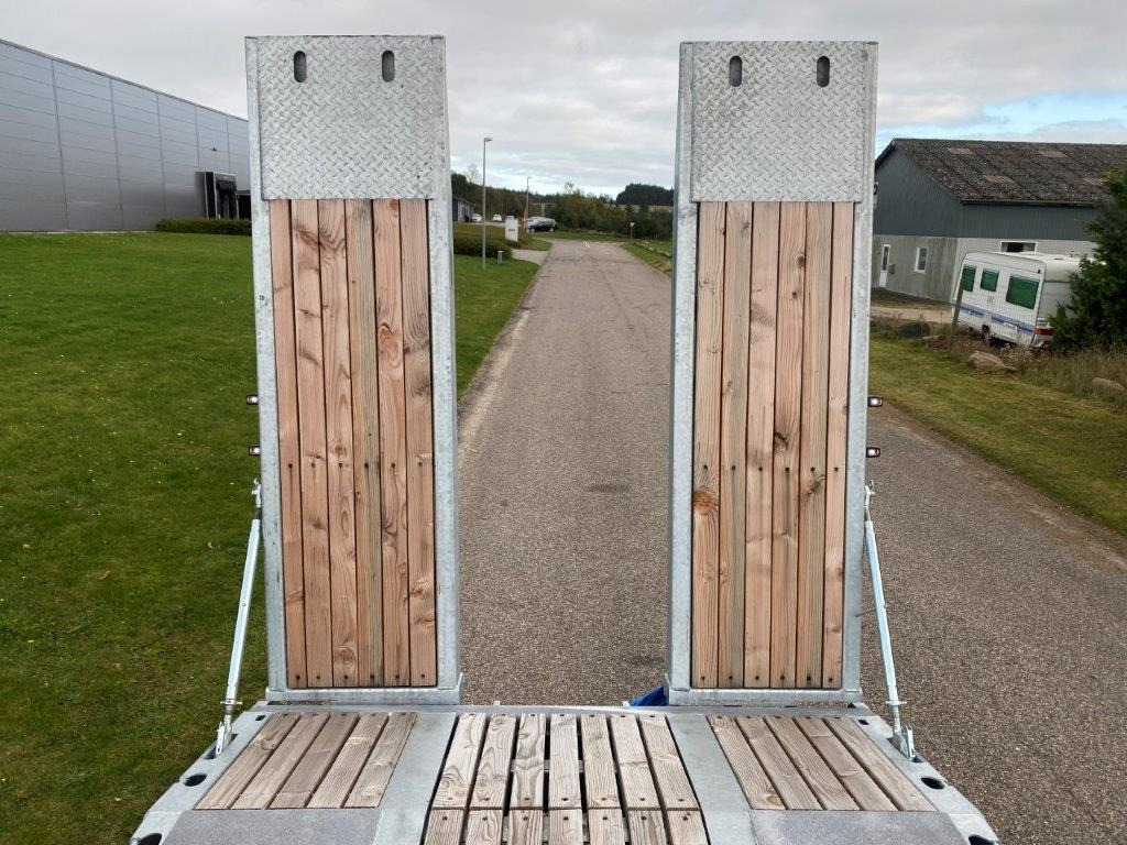 Hangler DTS-H 300 P 3 akslet med ramper - Dieplader aanhangwagen: afbeelding 5 Hangler DTS-H 300 P 3 akslet med ramper - Dieplader aanhangwagen: afbeelding 5