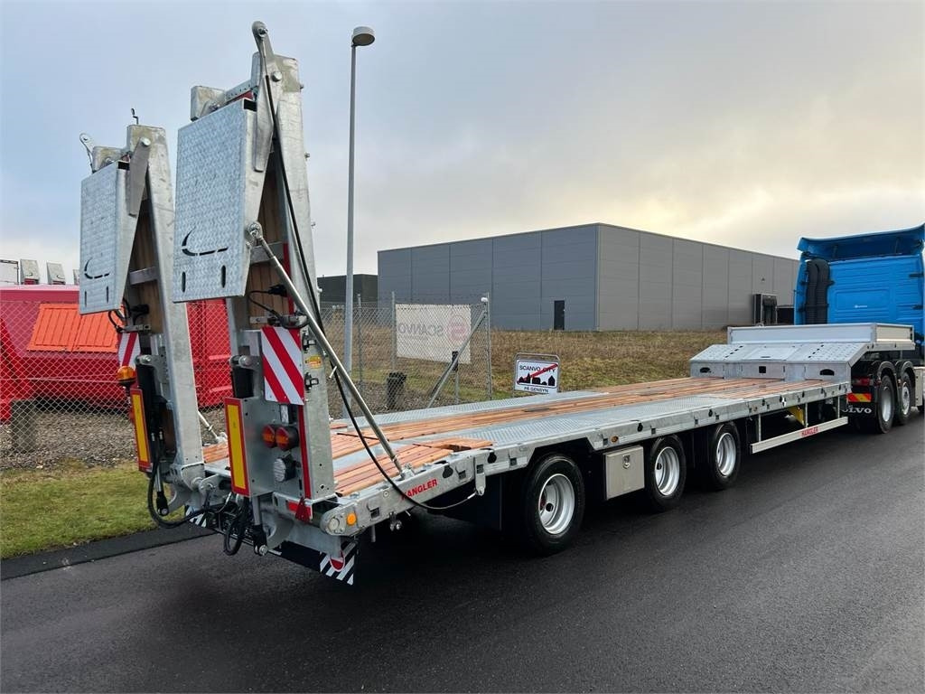 Hangler SDS-H 510-T 3-aks maskintrailer - dobbelt ramper - Dieplader oplegger: afbeelding 2 Hangler SDS-H 510-T 3-aks maskintrailer - dobbelt ramper - Dieplader oplegger: afbeelding 2
