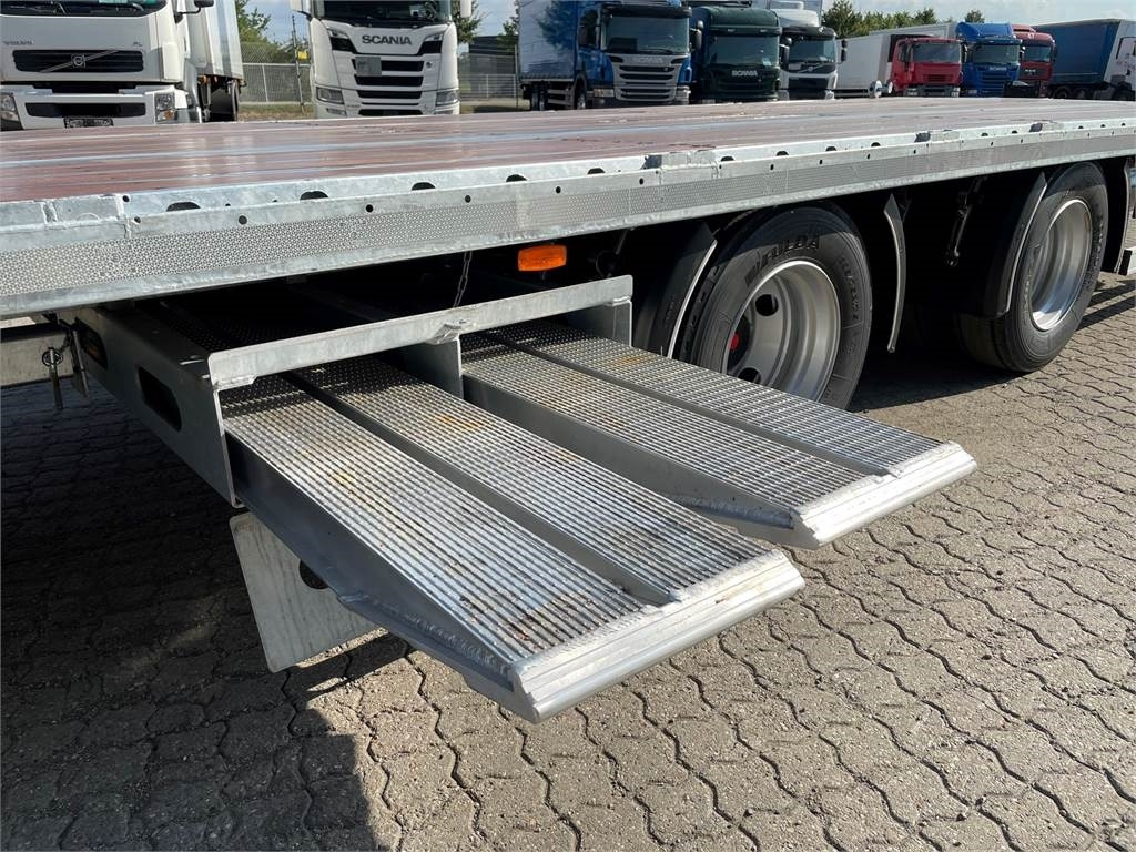 Hangler TPS-H 160 - 2 akslet 16 ton - Dieplader aanhangwagen: afbeelding 5 Hangler TPS-H 160 - 2 akslet 16 ton - Dieplader aanhangwagen: afbeelding 5