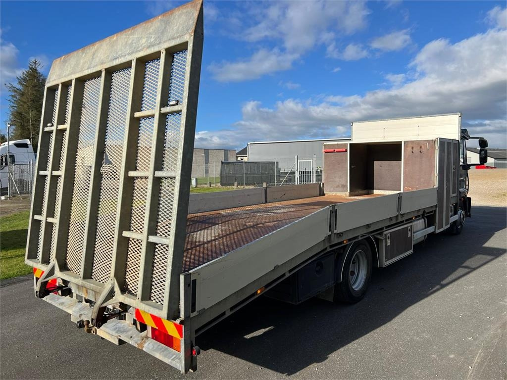 Iveco Euro Cargo 120 E22  - Autovrachtwagen vrachtwagen: afbeelding 4 Iveco Euro Cargo 120 E22  - Autovrachtwagen vrachtwagen: afbeelding 4