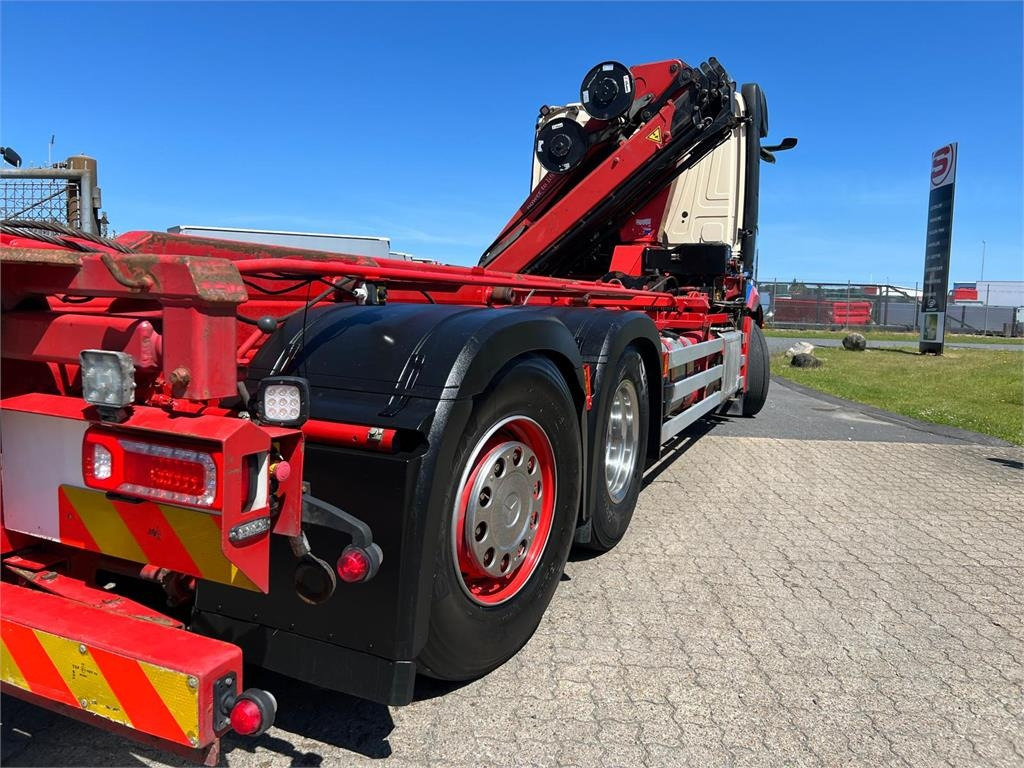 Mercedes-Benz Antos 2545 - HMF 1520K-RCkran - Portaalarmsysteem vrachtwagen: afbeelding 3 Mercedes-Benz Antos 2545 - HMF 1520K-RCkran - Portaalarmsysteem vrachtwagen: afbeelding 3