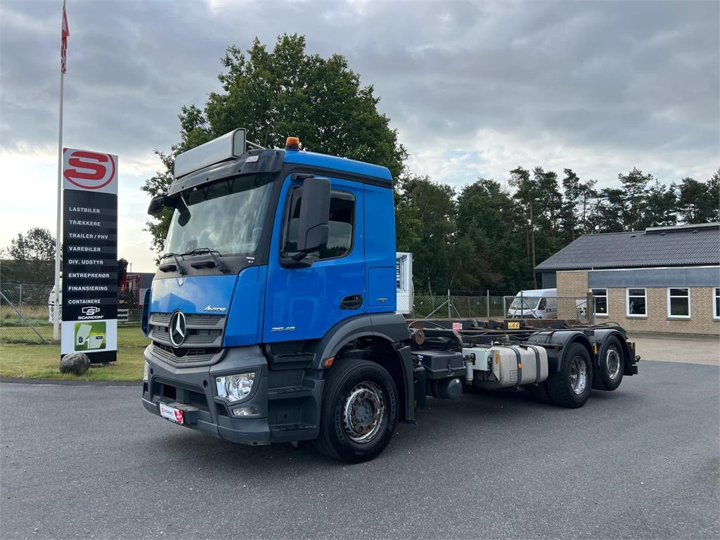Mercedes-Benz Antos 2546 L - Portaalarmsysteem vrachtwagen: afbeelding 1 Mercedes-Benz Antos 2546 L - Portaalarmsysteem vrachtwagen: afbeelding 1