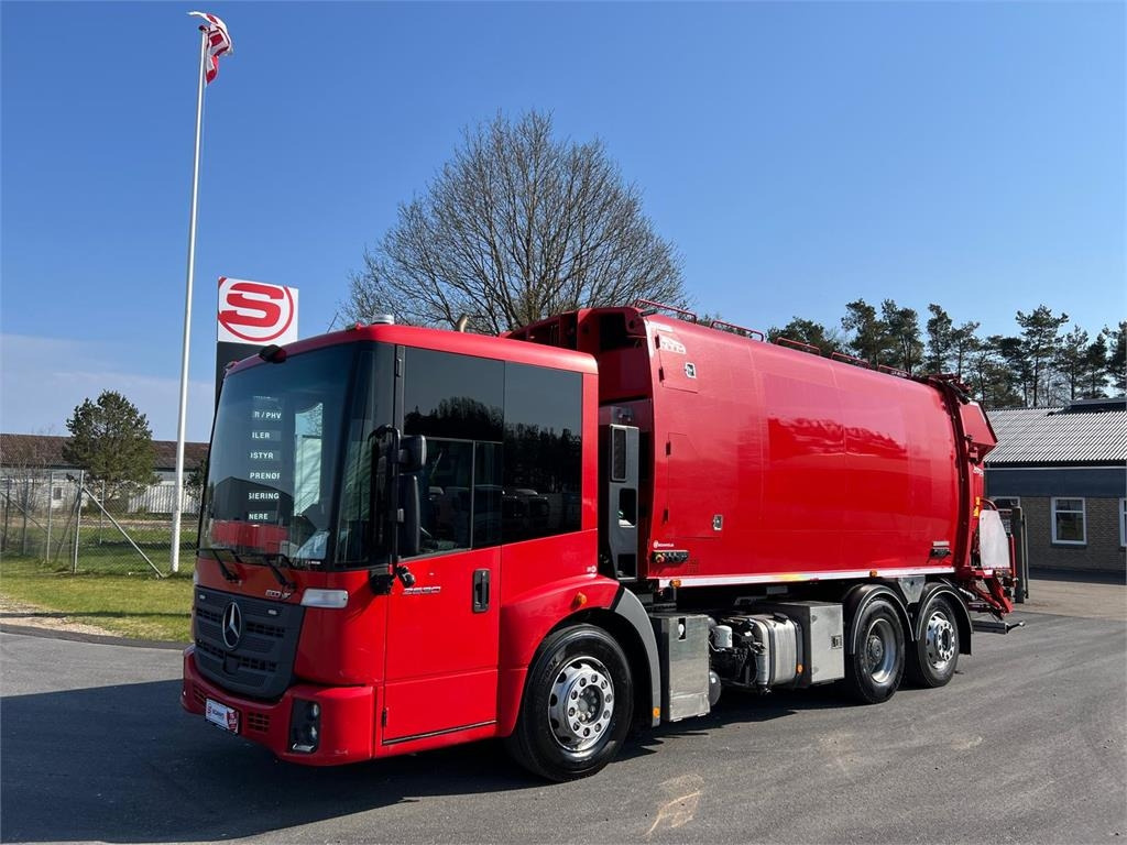 Mercedes-Benz Econic 2630L ENA 4 kammer NTM  - Vuilniswagen: afbeelding 2 Mercedes-Benz Econic 2630L ENA 4 kammer NTM  - Vuilniswagen: afbeelding 2