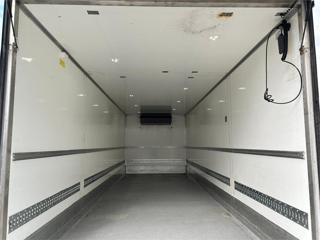 Volvo FL 250 16 ton  - Koelwagen vrachtwagen: afbeelding 5 Volvo FL 250 16 ton  - Koelwagen vrachtwagen: afbeelding 5
