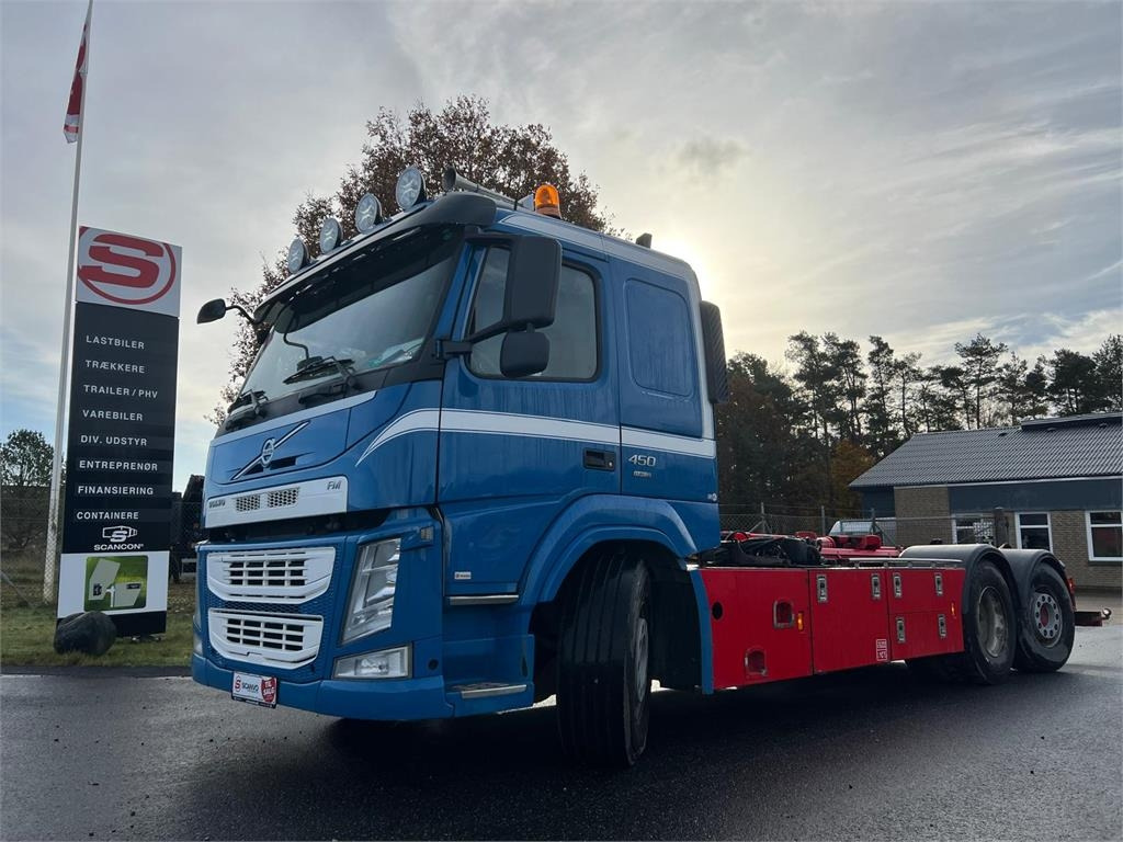Volvo FM450 - Haakarmsysteem vrachtwagen: afbeelding 1 Volvo FM450 - Haakarmsysteem vrachtwagen: afbeelding 1