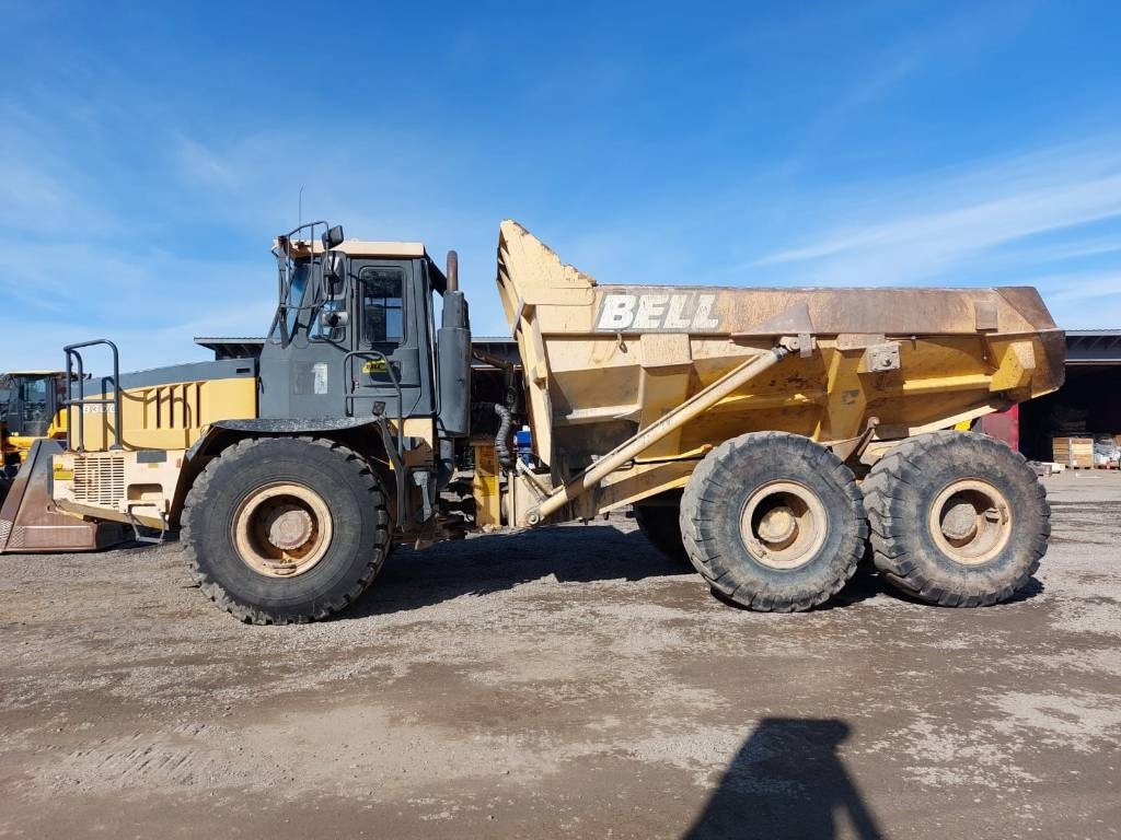 Bell B30C DUMPPERI - Kiepwagen met knikbesturing: afbeelding 1 Bell B30C DUMPPERI - Kiepwagen met knikbesturing: afbeelding 1