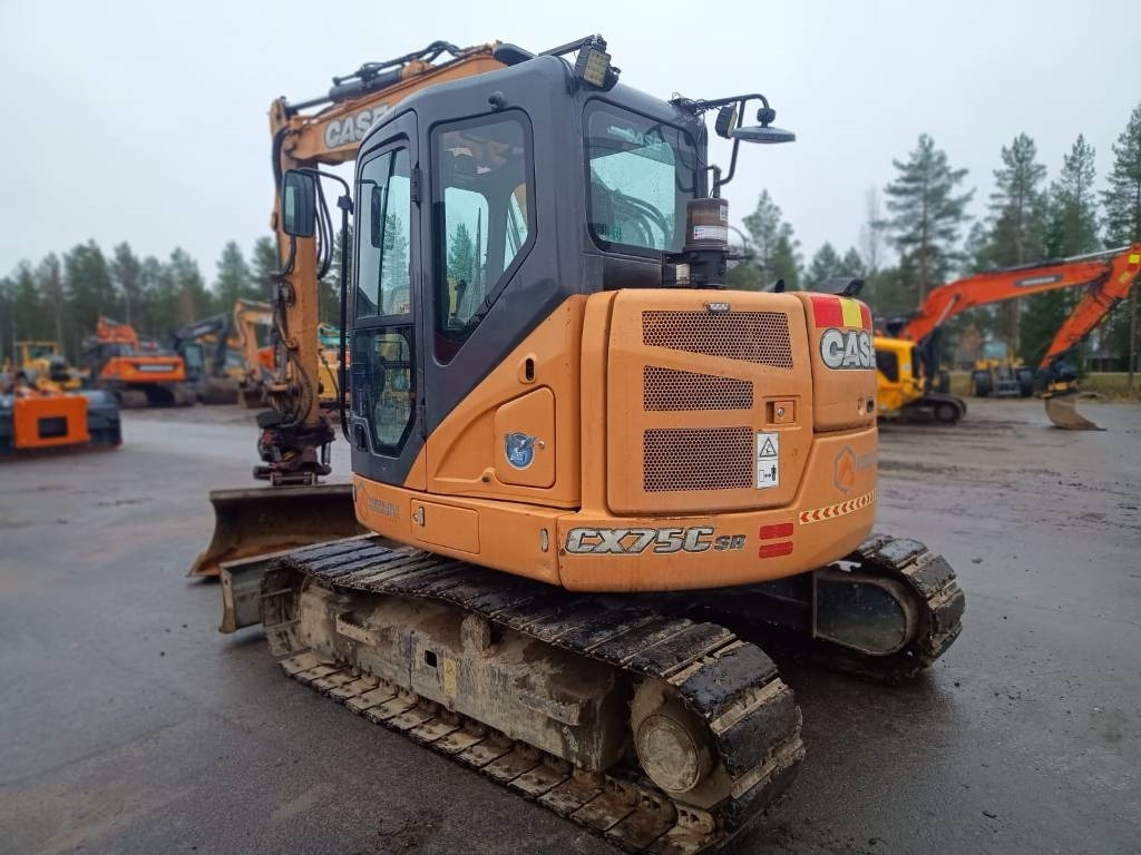 Case CX75CSR PYÖRITTÄJÄLLÄ  - Minigraafmachine: afbeelding 2 Case CX75CSR PYÖRITTÄJÄLLÄ  - Minigraafmachine: afbeelding 2