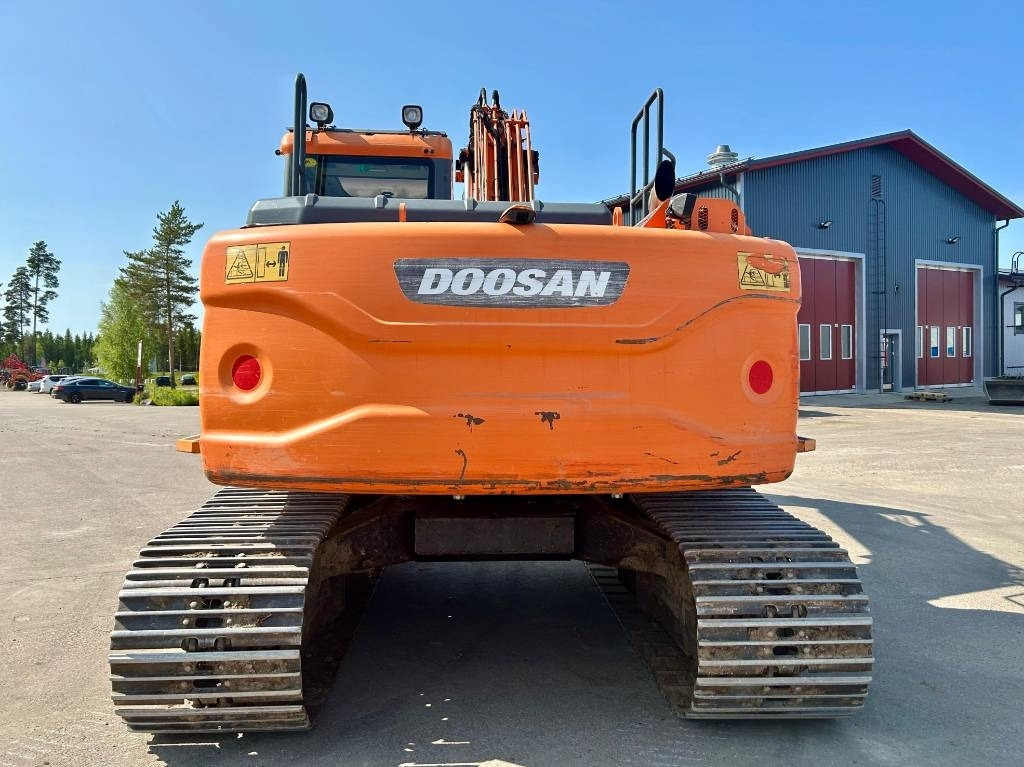 Doosan DX160LC-3 KALLISTAJA+PYÖRITTÄJÄ - Rupsgraafmachine: afbeelding 4 Doosan DX160LC-3 KALLISTAJA+PYÖRITTÄJÄ - Rupsgraafmachine: afbeelding 4