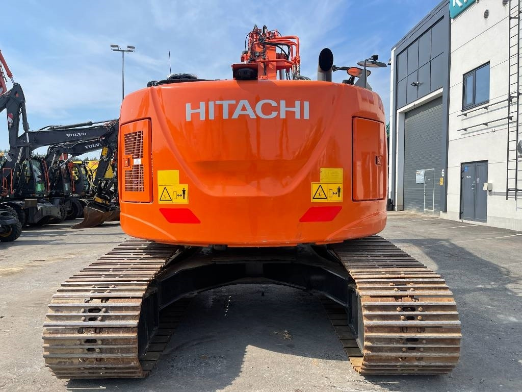 Hitachi ZX225USLC-6 PYÖRITTÄJÄLLÄ - Rupsgraafmachine: afbeelding 3 Hitachi ZX225USLC-6 PYÖRITTÄJÄLLÄ - Rupsgraafmachine: afbeelding 3