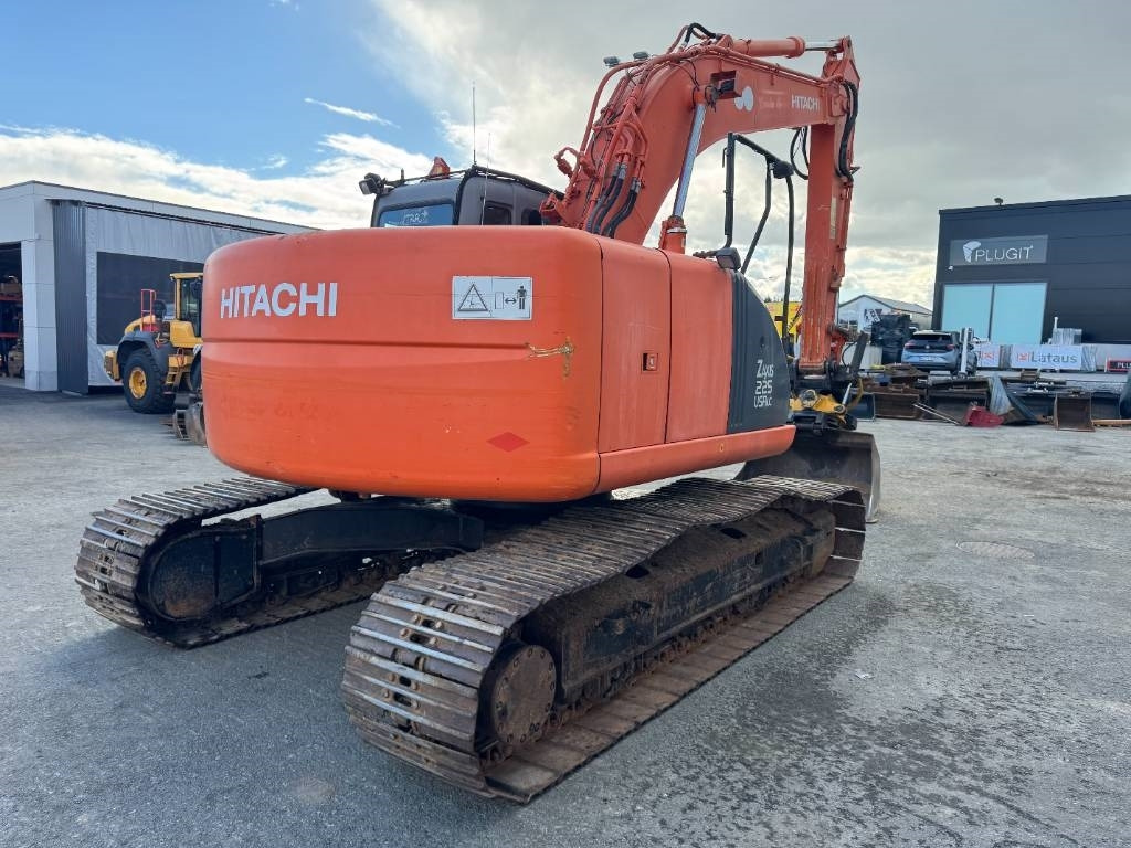 Hitachi ZX225USR PYÖRITTÄJÄLLÄ  - Rupsgraafmachine: afbeelding 5 Hitachi ZX225USR PYÖRITTÄJÄLLÄ  - Rupsgraafmachine: afbeelding 5