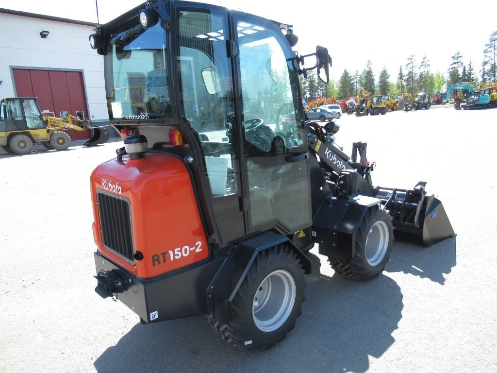 Kubota RT150-2 PIENKUORMAAJA, UUSI - Kniklader: afbeelding 4 Kubota RT150-2 PIENKUORMAAJA, UUSI - Kniklader: afbeelding 4