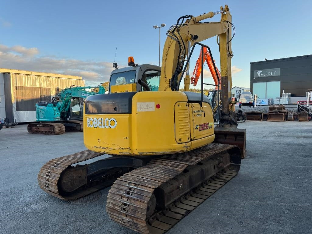 New Holland E 135 SR LC - Rupsgraafmachine: afbeelding 5 New Holland E 135 SR LC - Rupsgraafmachine: afbeelding 5