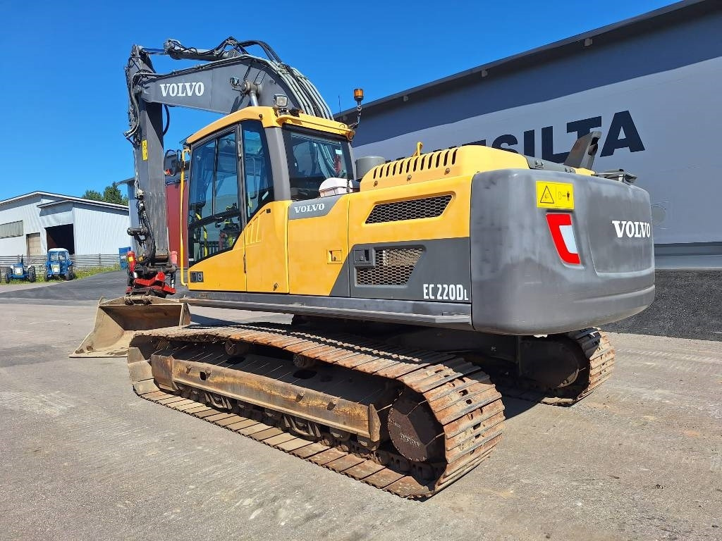 Volvo EC220DL PYÖRITTÄJÄLLÄ - Rupsgraafmachine: afbeelding 2 Volvo EC220DL PYÖRITTÄJÄLLÄ - Rupsgraafmachine: afbeelding 2