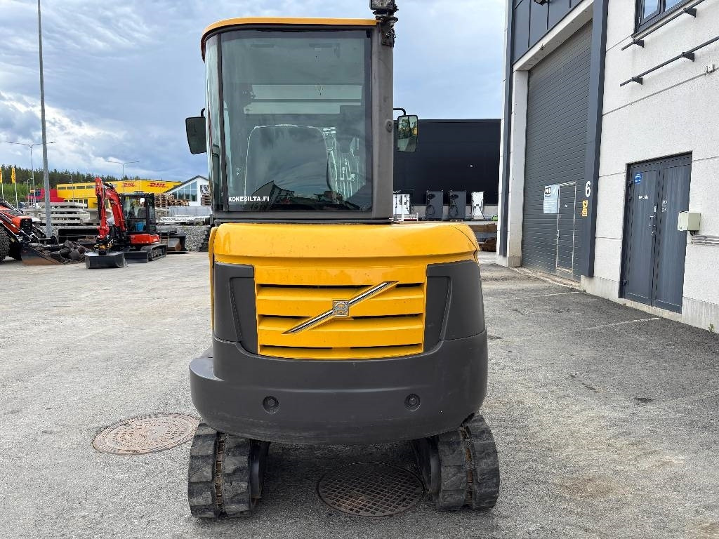 Volvo EC27C PYÖRITTÄJÄLLÄ - Minigraafmachine: afbeelding 3 Volvo EC27C PYÖRITTÄJÄLLÄ - Minigraafmachine: afbeelding 3