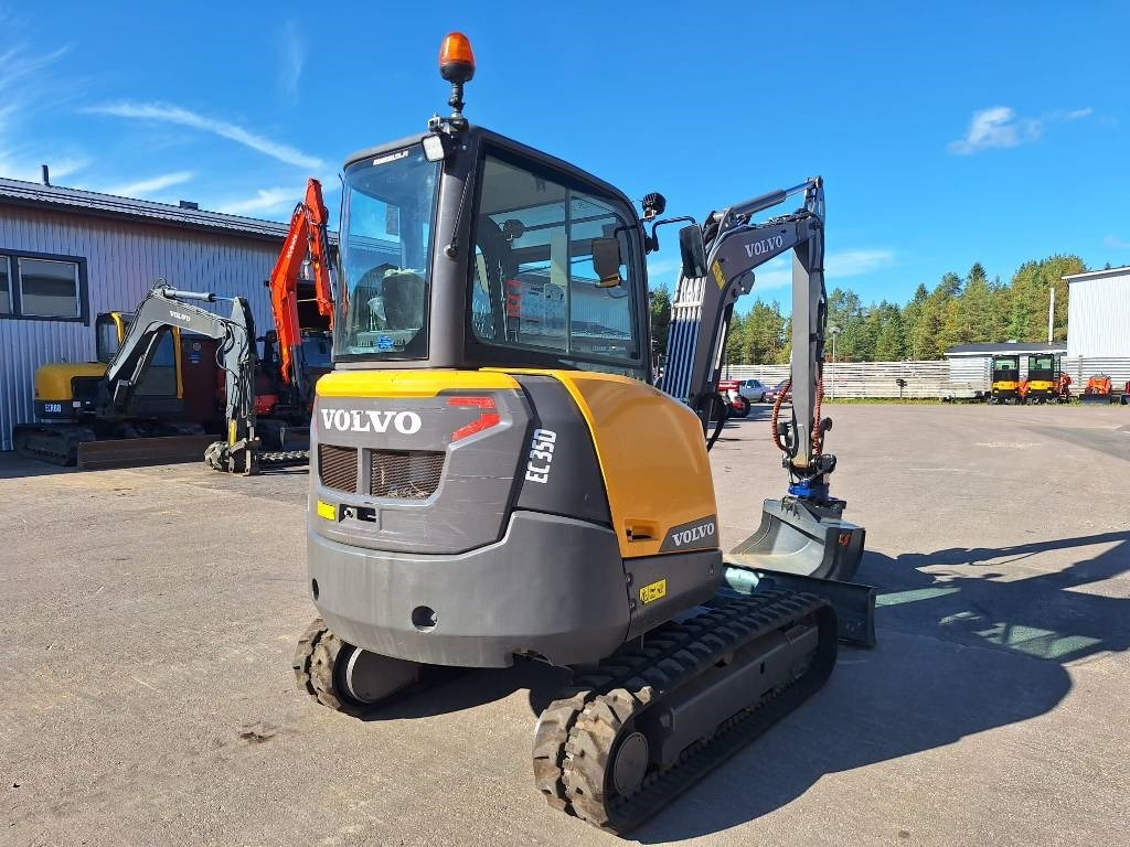Volvo EC35D PYÖRITTÄJÄLLÄ  - Minigraafmachine: afbeelding 4 Volvo EC35D PYÖRITTÄJÄLLÄ  - Minigraafmachine: afbeelding 4