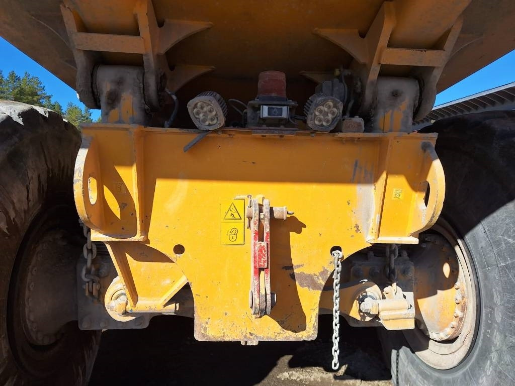 Volvo MYYTY! SOLD! A40F DUMPPERI - Kiepwagen met knikbesturing: afbeelding 4 Volvo MYYTY! SOLD! A40F DUMPPERI - Kiepwagen met knikbesturing: afbeelding 4